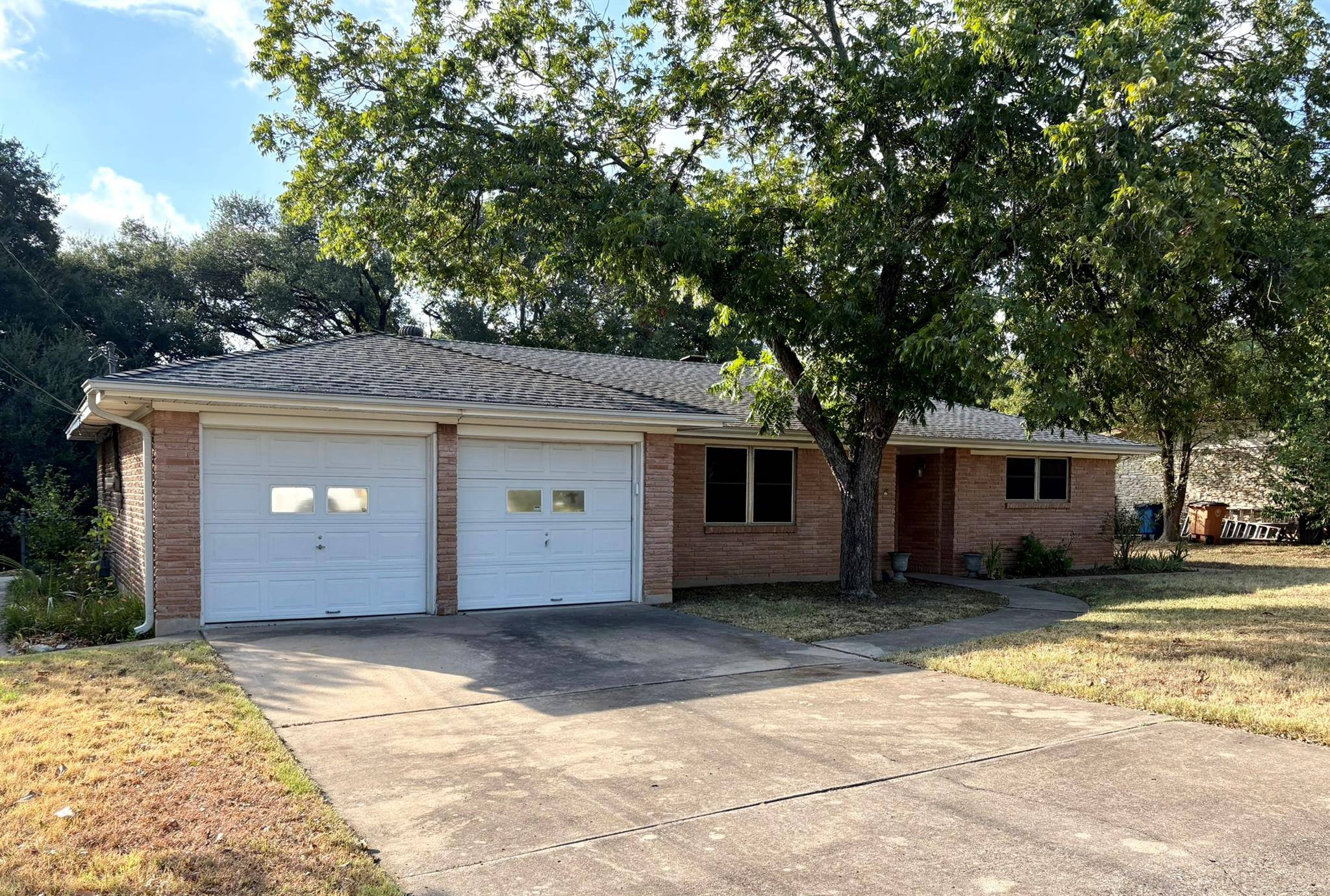 11401 Indianhead DR, Austin, TX 78753