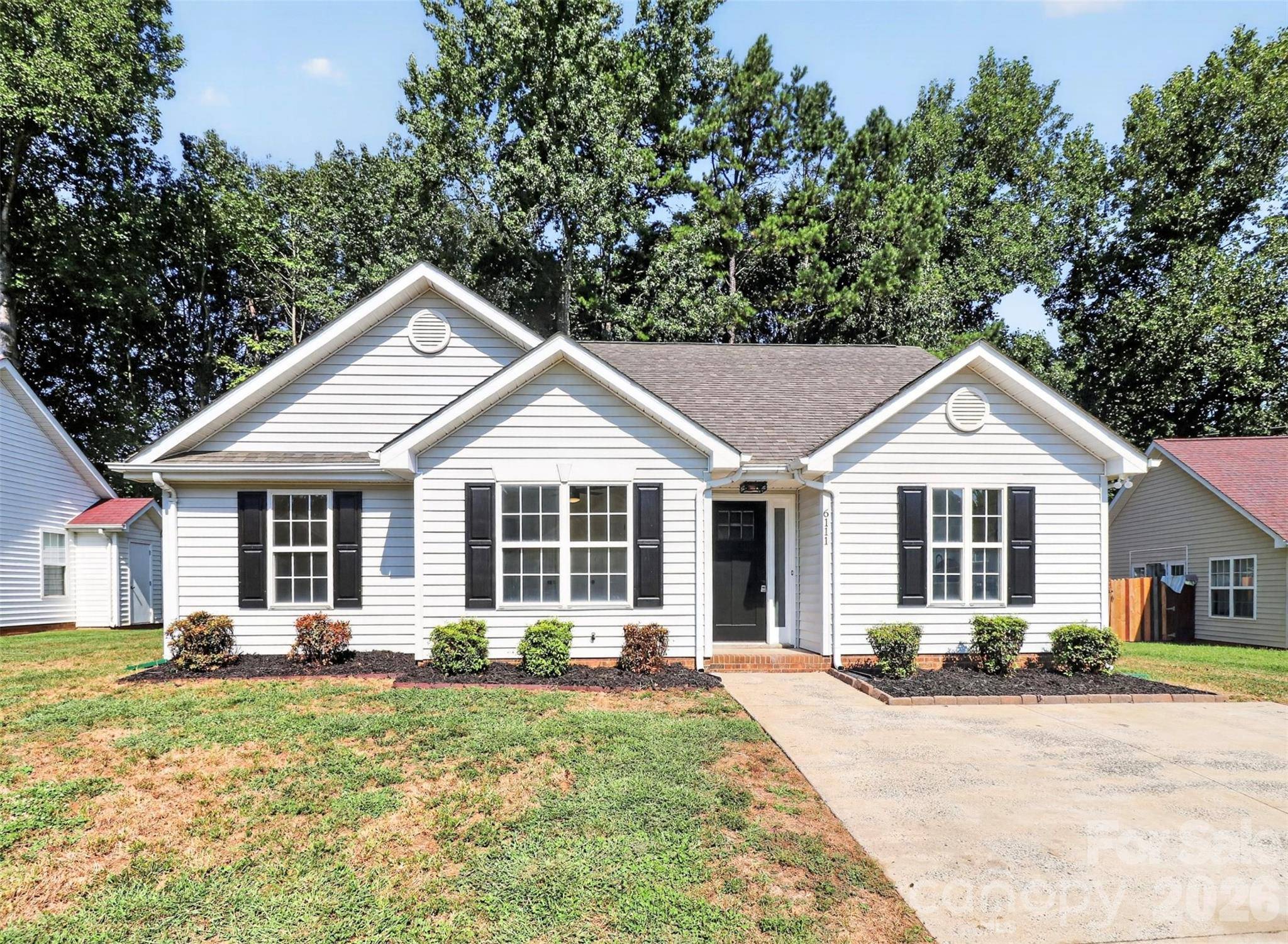 6111 Country Walk DR, Charlotte, NC 28212