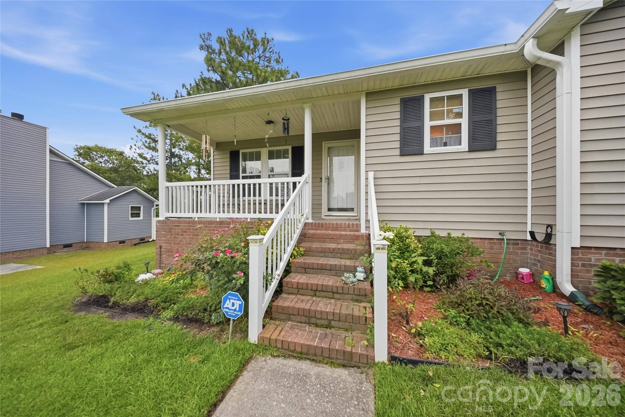 100 N Donar DR, Columbia, SC 29229