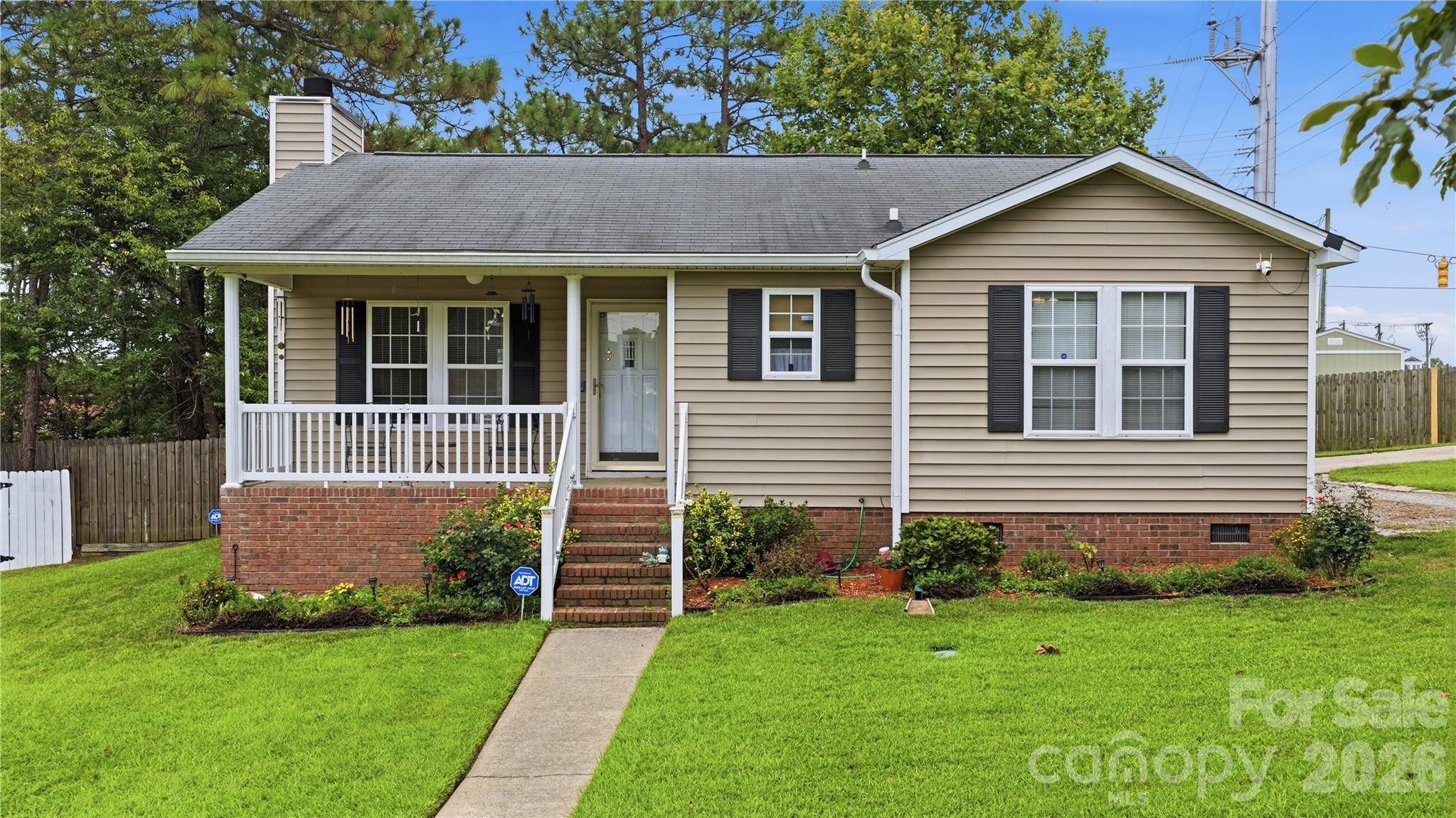 100 N Donar DR, Columbia, SC 29229