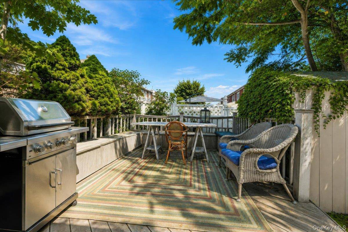 235 E 237th ST, Bronx, NY 10470