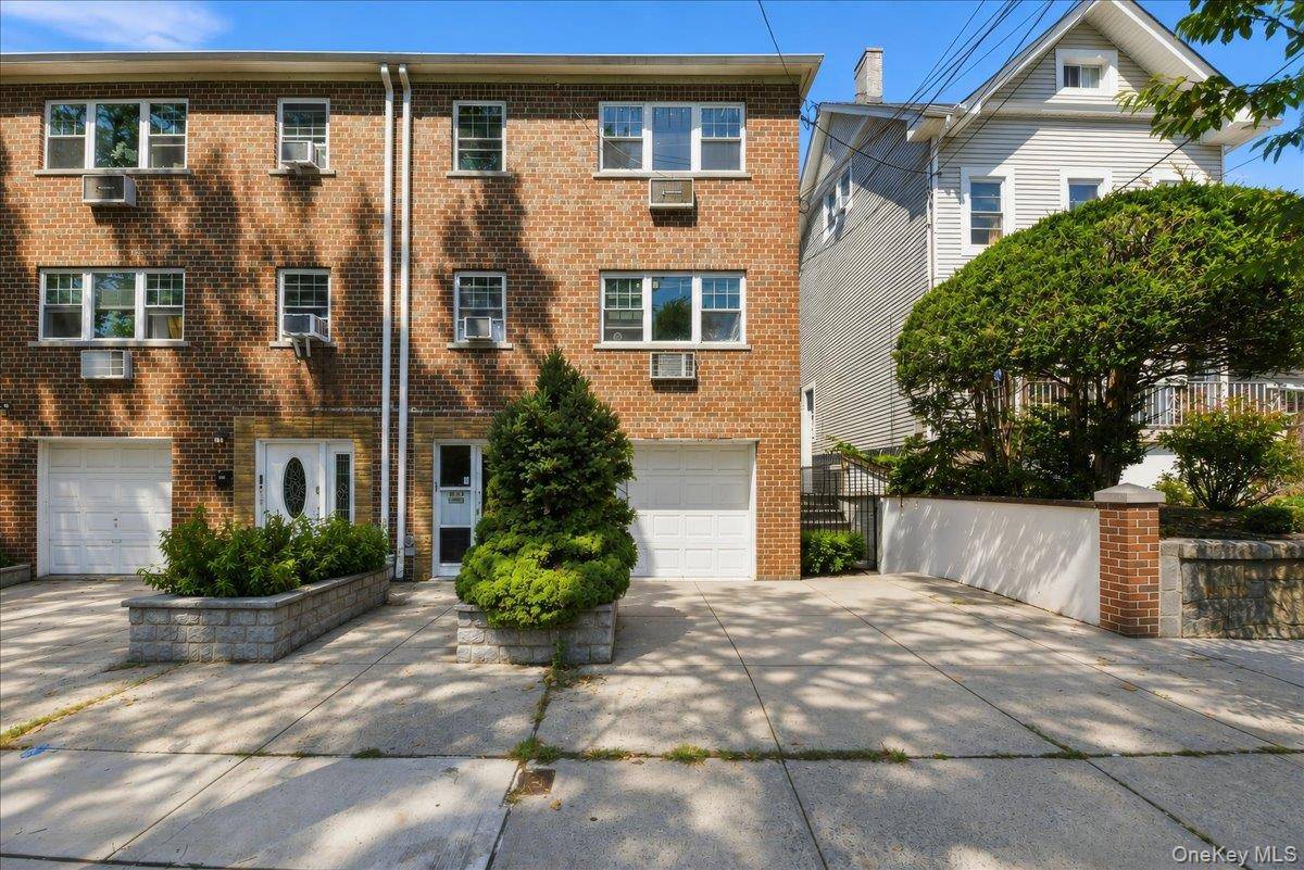 235 E 237th ST, Bronx, NY 10470