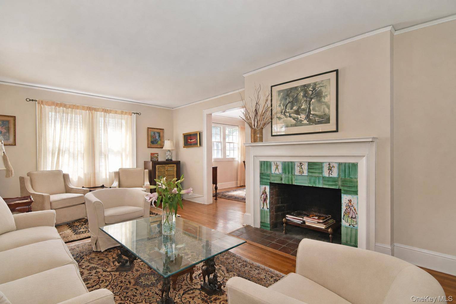 579 Manor LN, Pelham, NY 10803