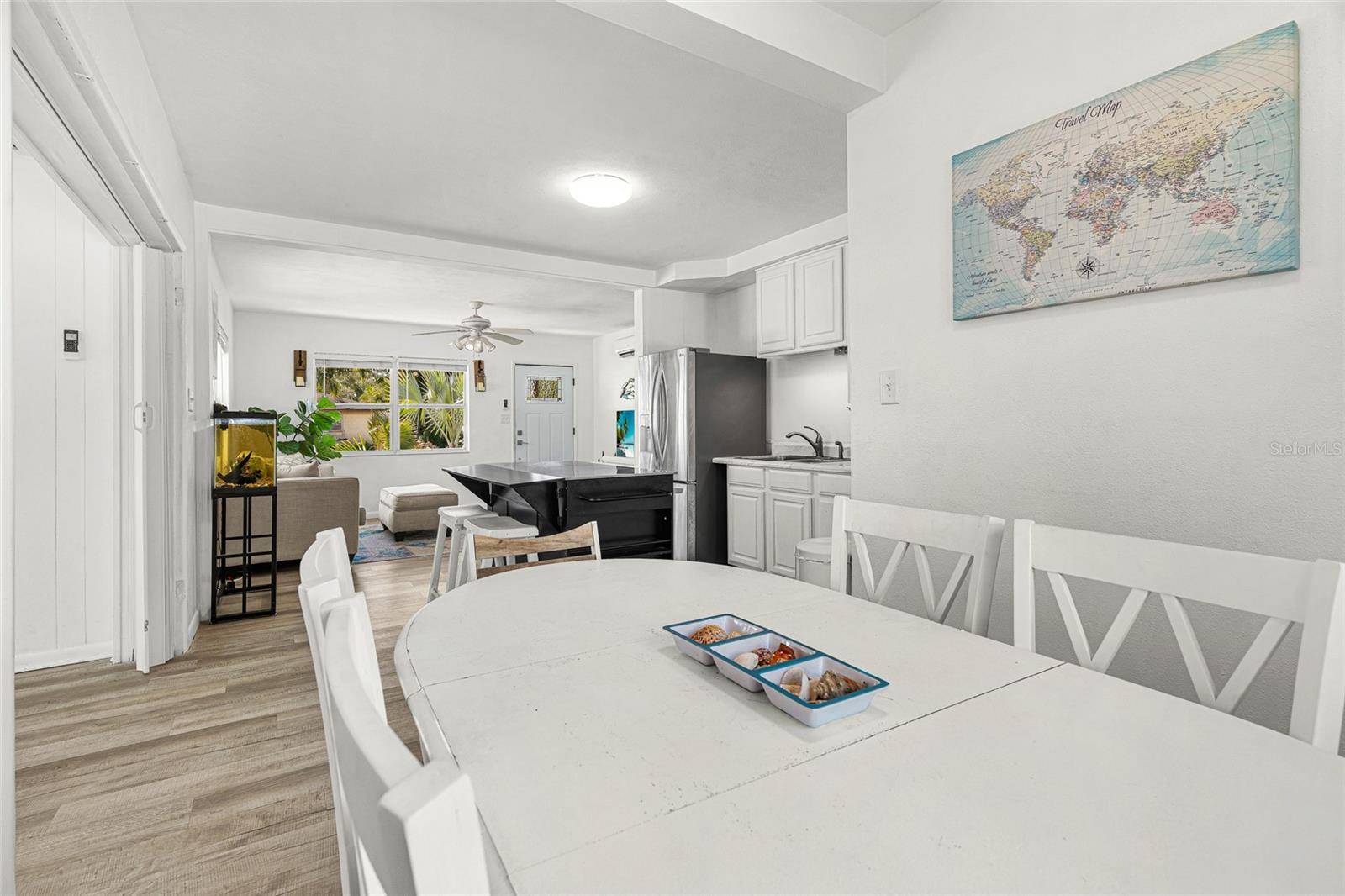 4519 BROOKSDALE DR, Sarasota, FL 34232