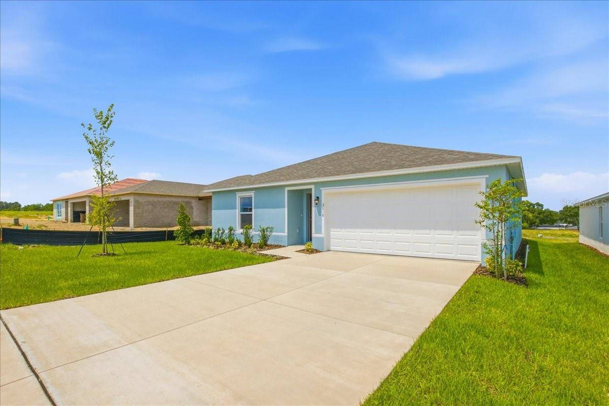 3016 CASCADE CIR, Lake Wales, FL 33898