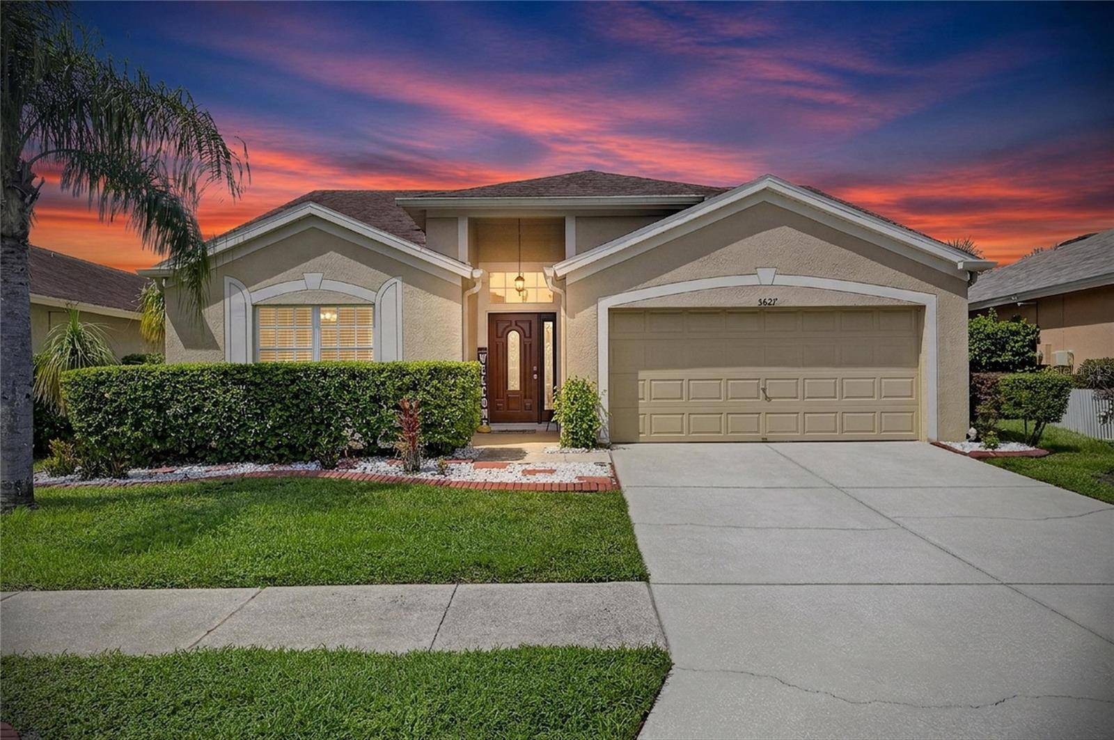 5627 WAR ADMIRAL DR, Wesley Chapel, FL 33544