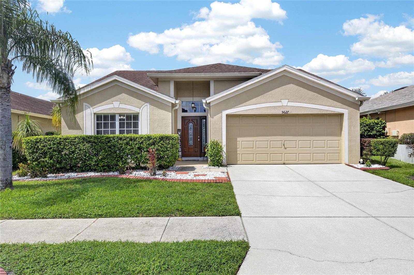5627 WAR ADMIRAL DR, Wesley Chapel, FL 33544