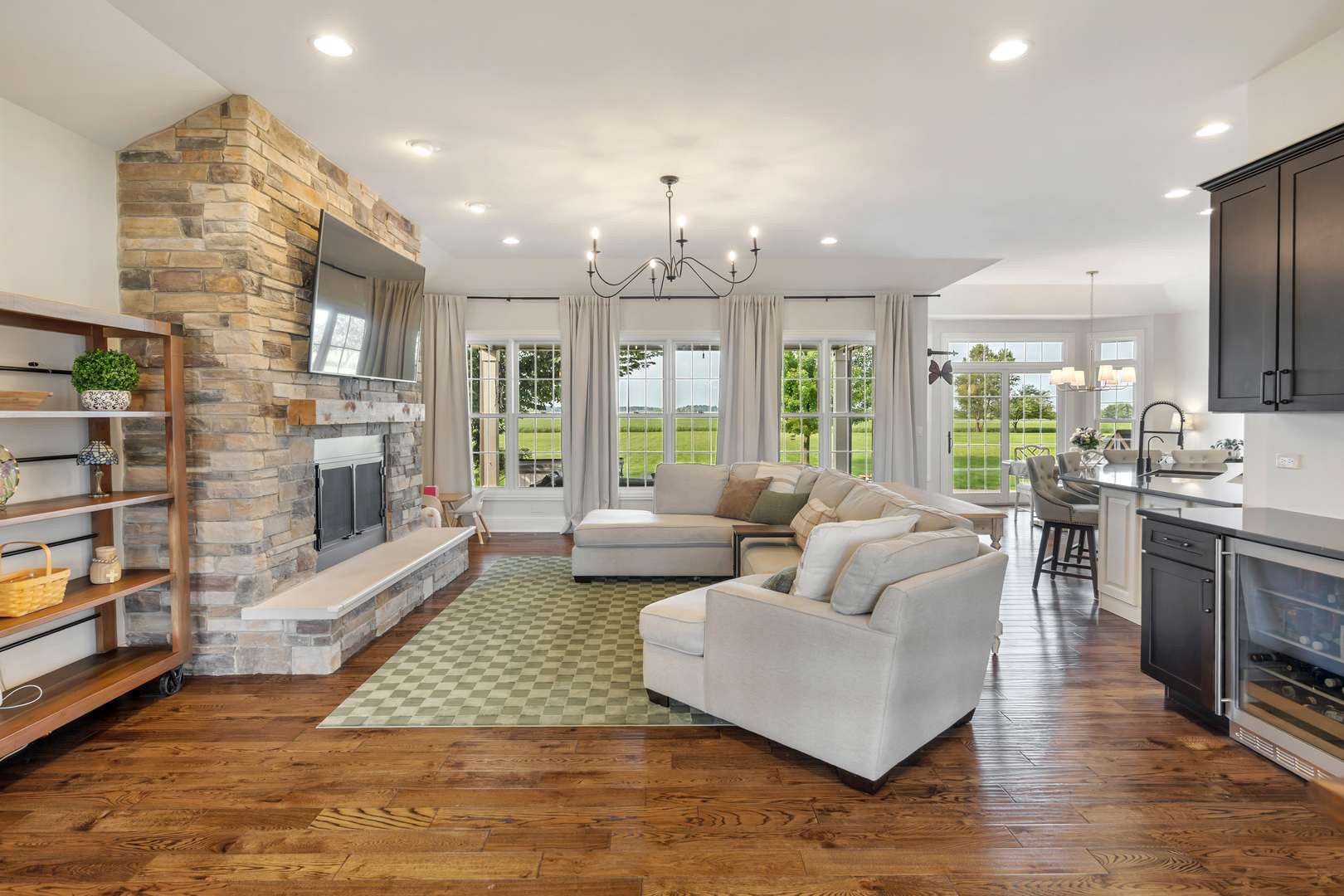 43W812 N Sunset Views DR, St. Charles, IL 60175