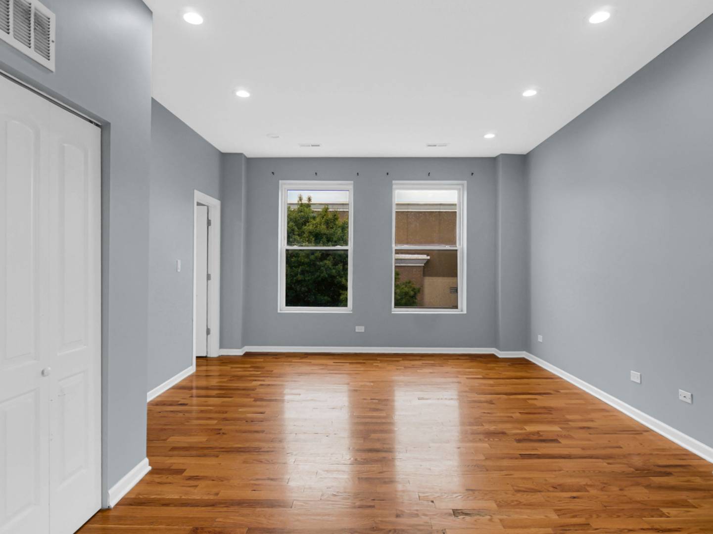 2608 W 38th ST, Chicago, IL 60632