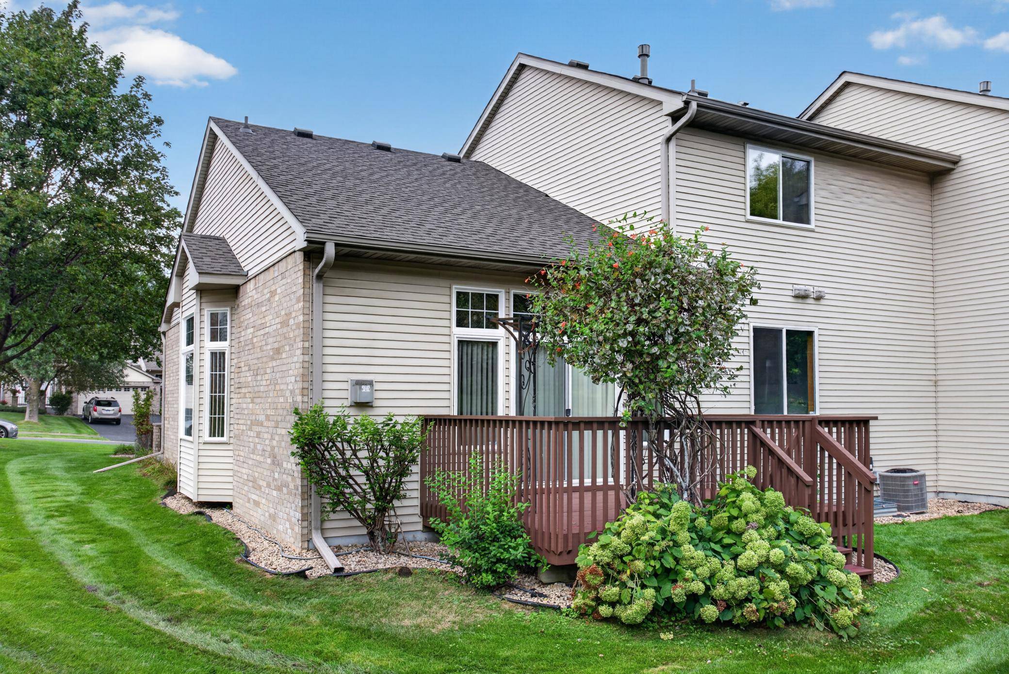 3781 Burgundy DR, Eagan, MN 55122