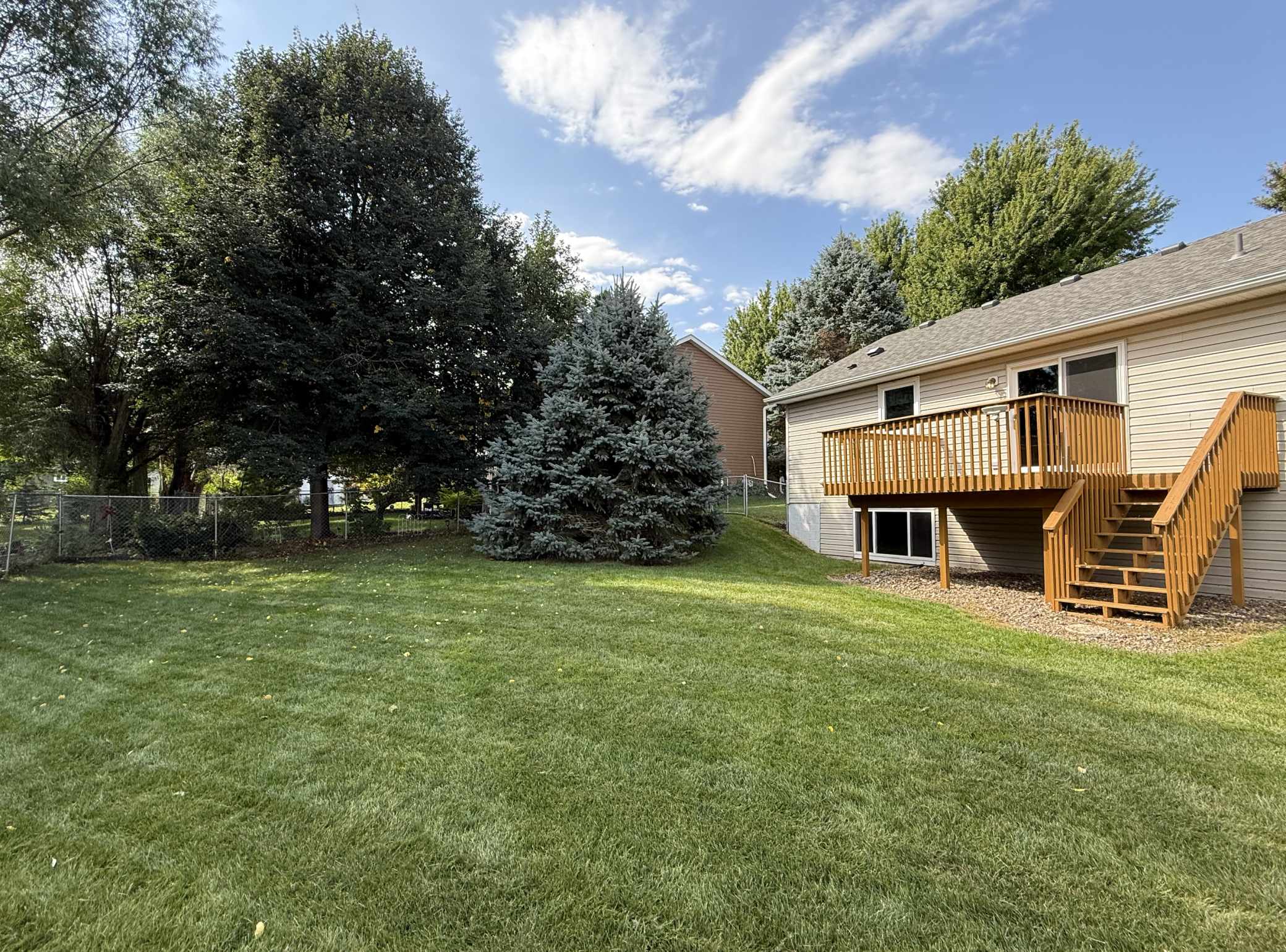 600 13th AVE NW, Kasson, MN 55944