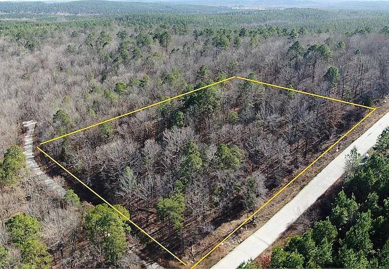 622 Woodland Bluff TRL, Broken Bow, OK 74728