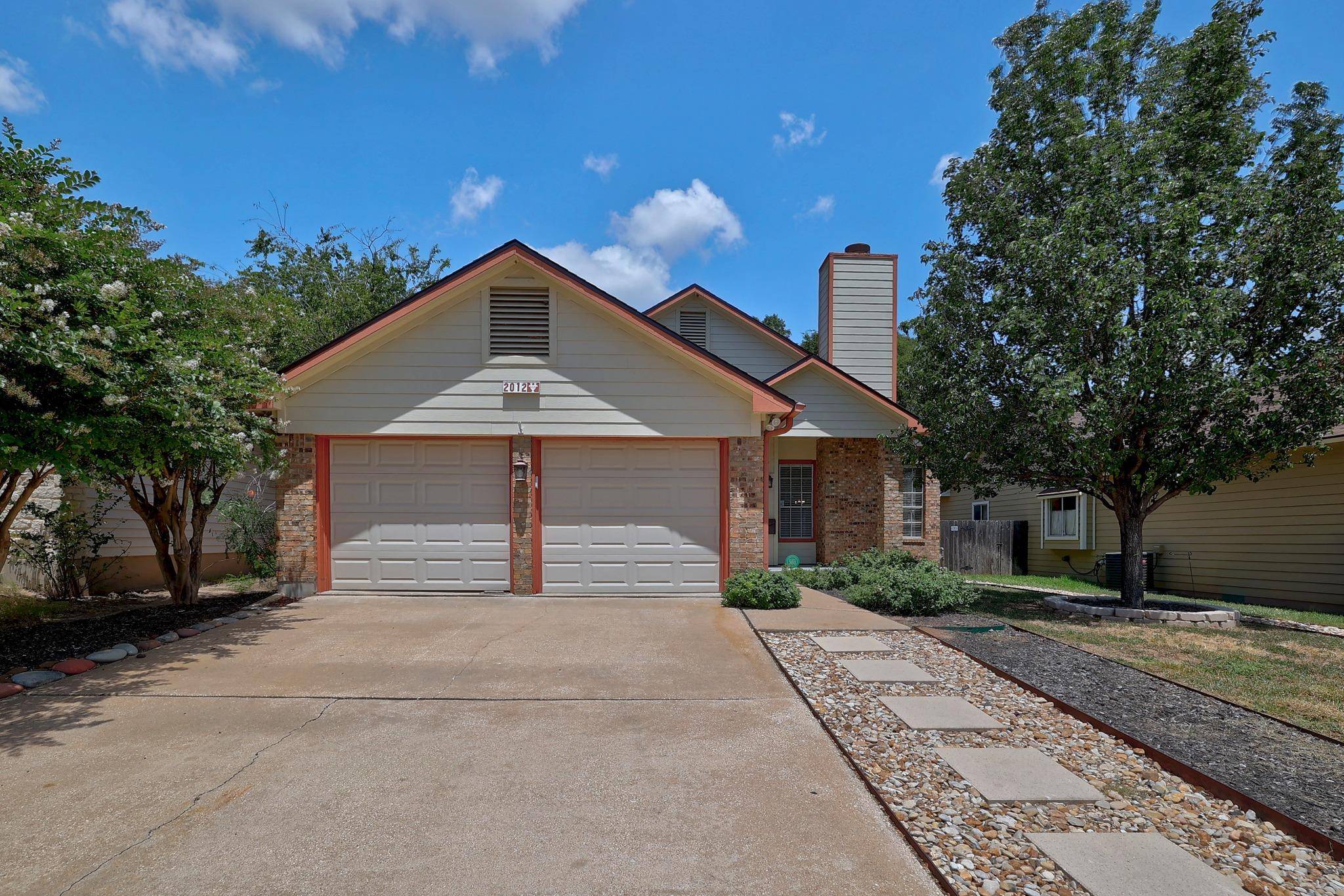 2012 Castle View DR, Austin, TX 78728