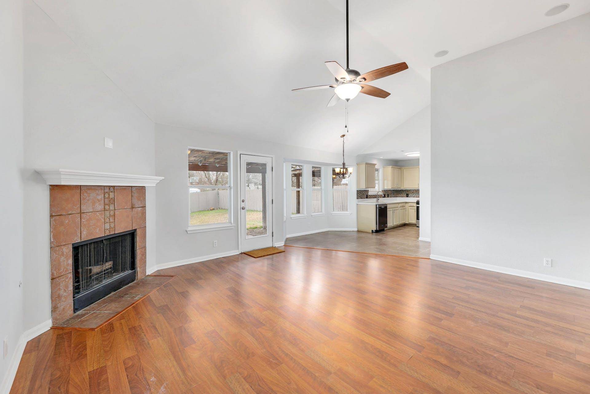 214 Crystal Knoll BLVD, Georgetown, TX 78626