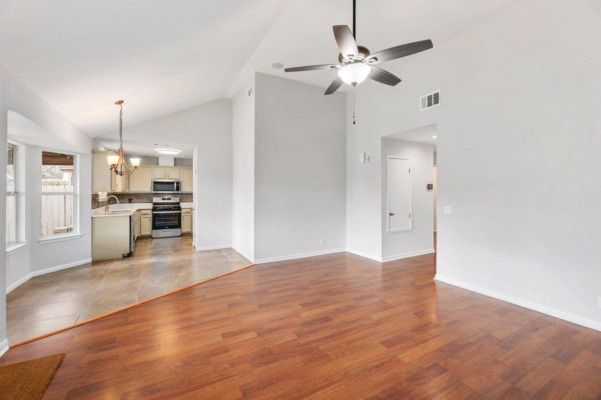 214 Crystal Knoll BLVD, Georgetown, TX 78626