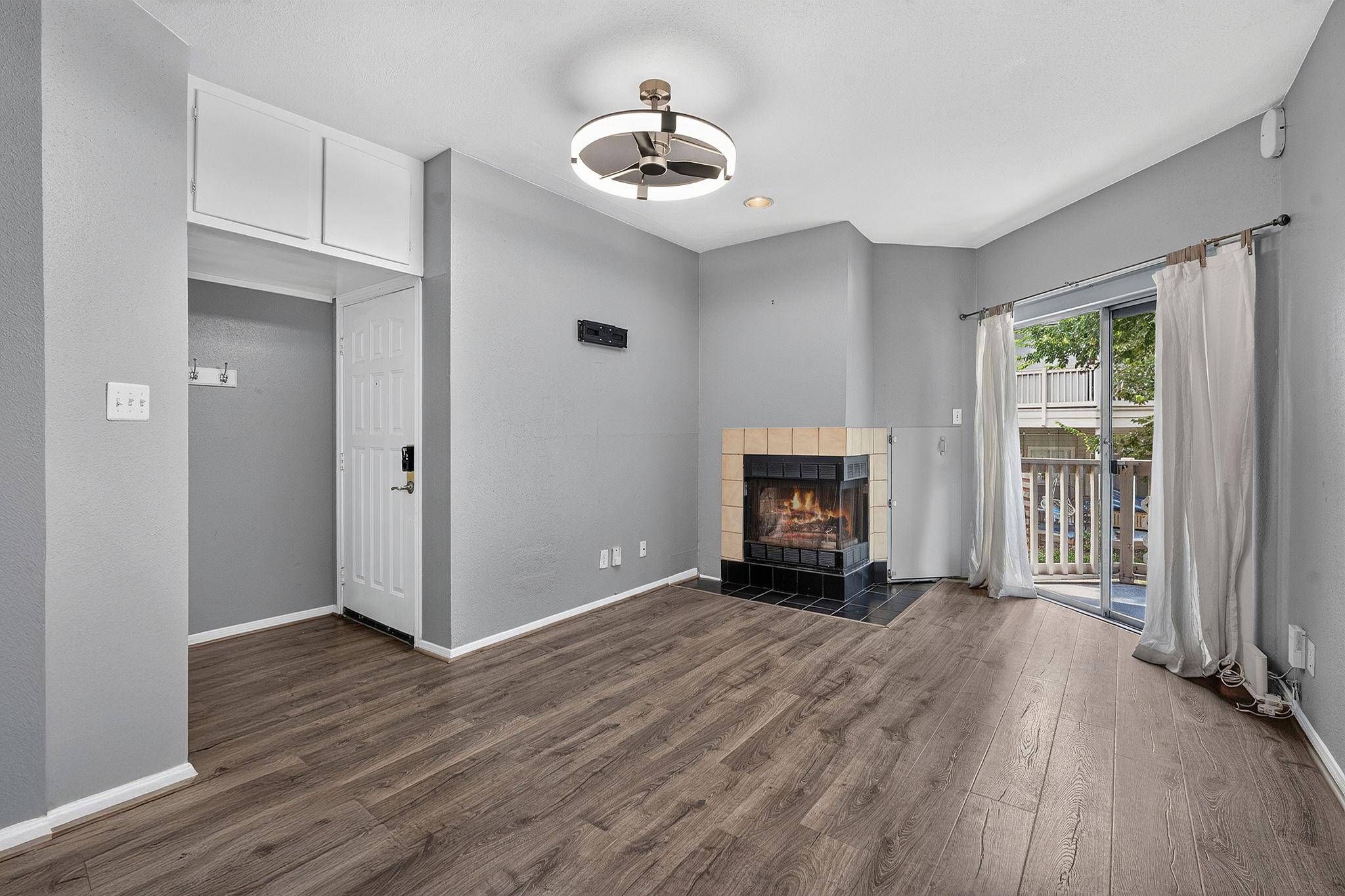 2450 Wickersham LN #704, Austin, TX 78741