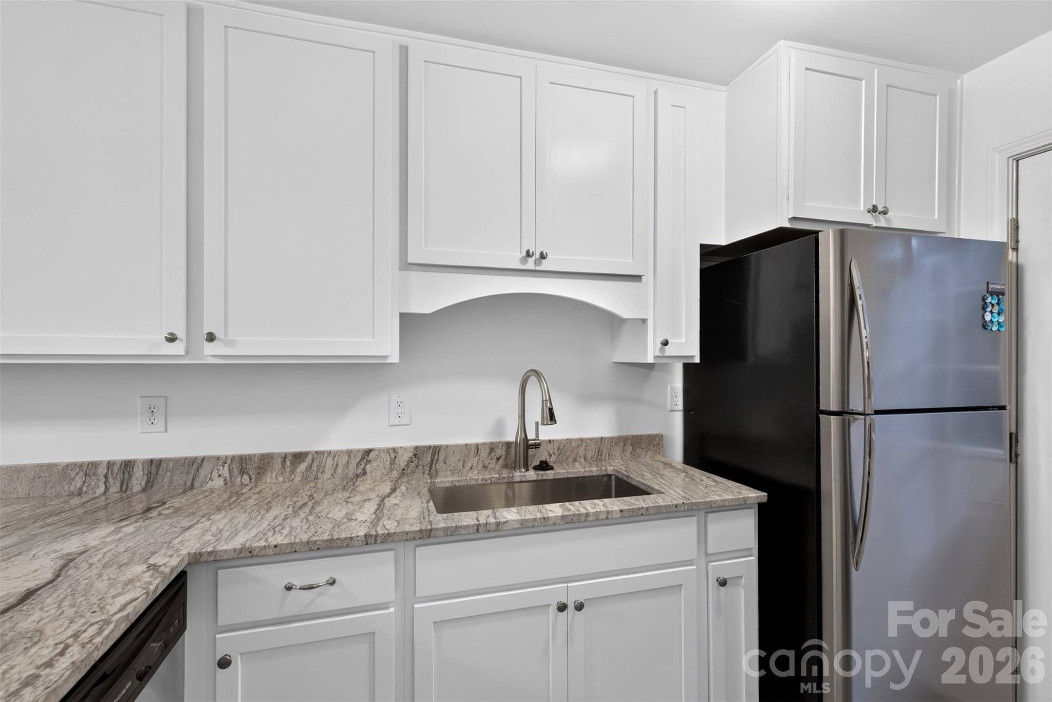 132 Colony DR, Arden, NC 28704