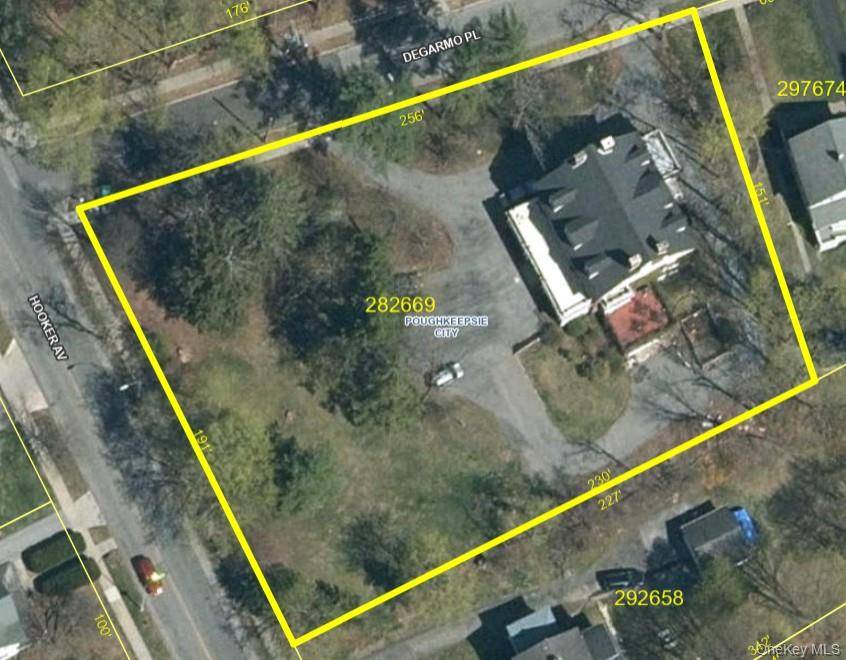 104 Hooker AVE, Poughkeepsie, NY 12601