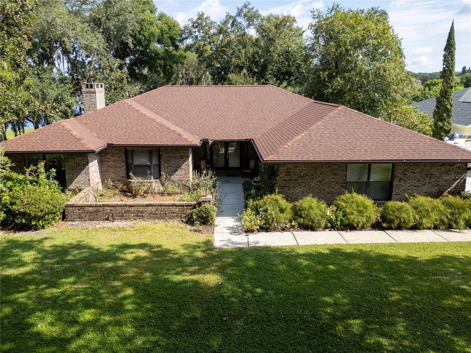 10551 LAKESHORE DR, Clermont, FL 34711