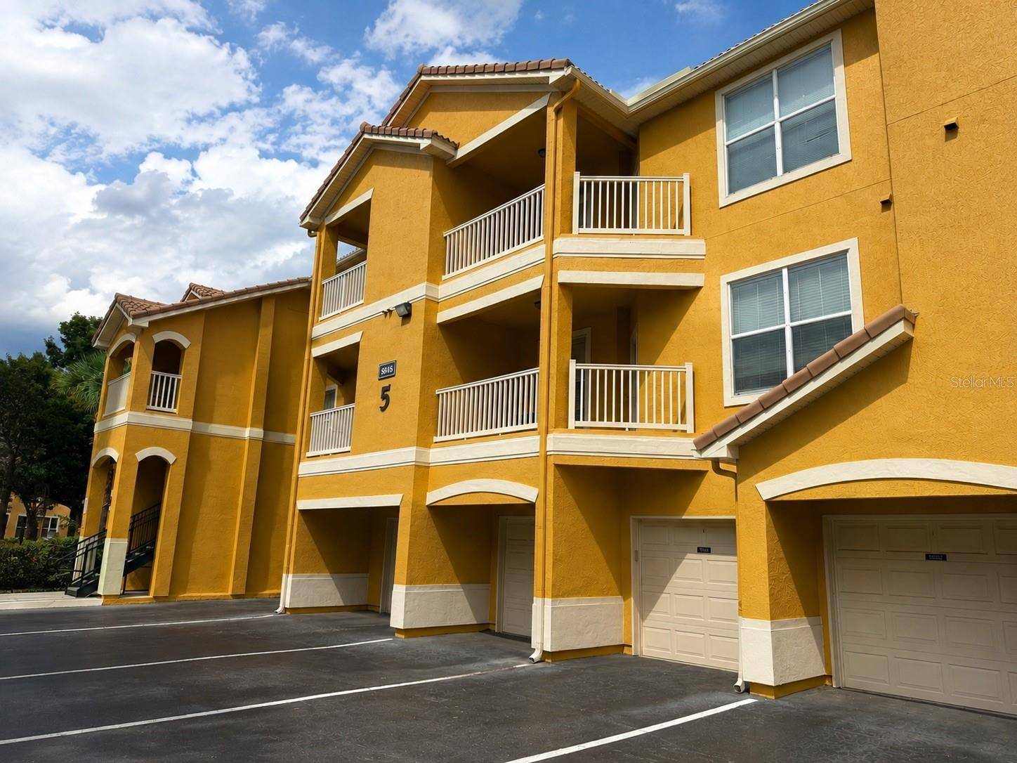 8848 VILLA VIEW CIR #207, Orlando, FL 32821