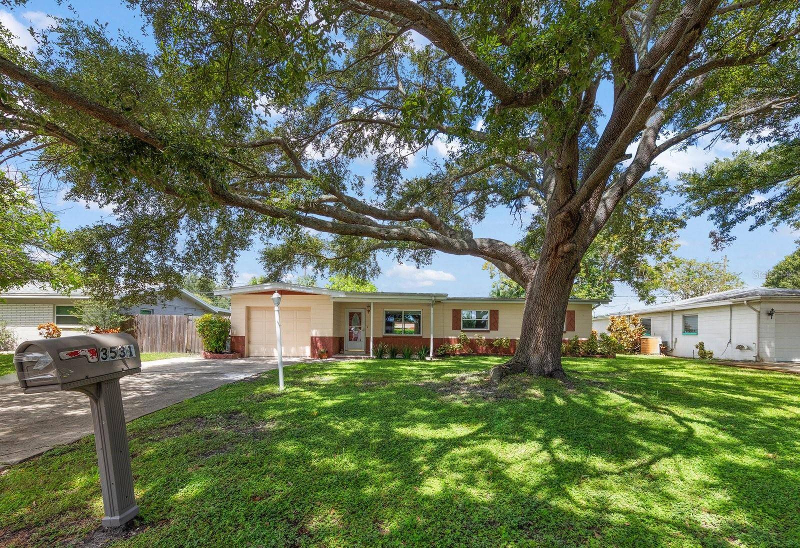 3531 FLORAL DR SE, Largo, FL 33771
