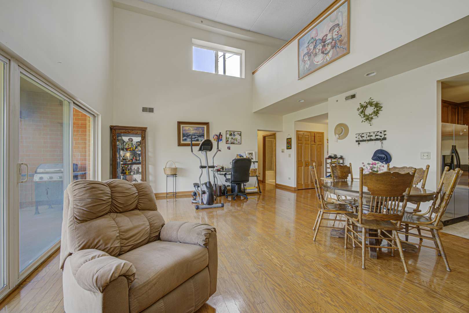 7050 183rd ST #409, Tinley Park, IL 60477