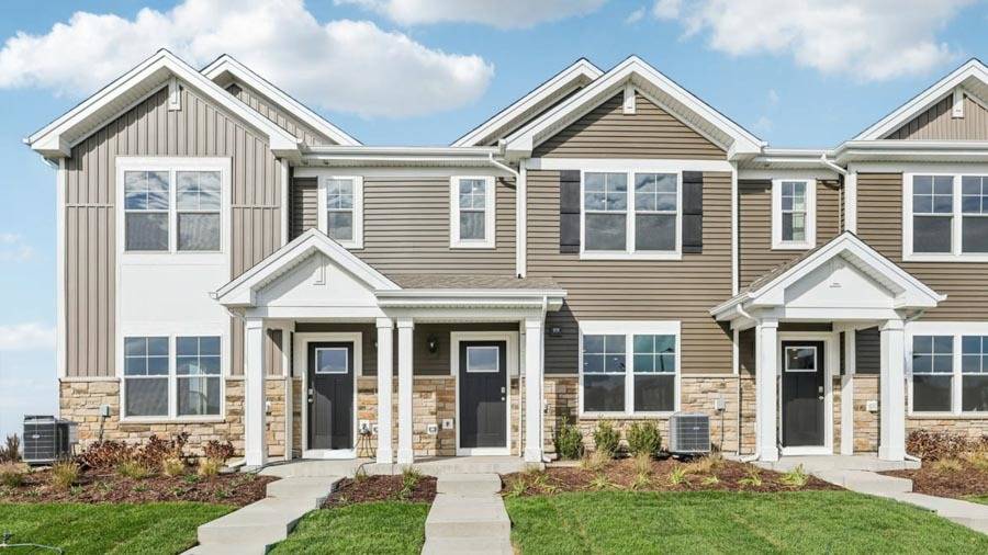 3217 Matlock DR, Yorkville, IL 60560