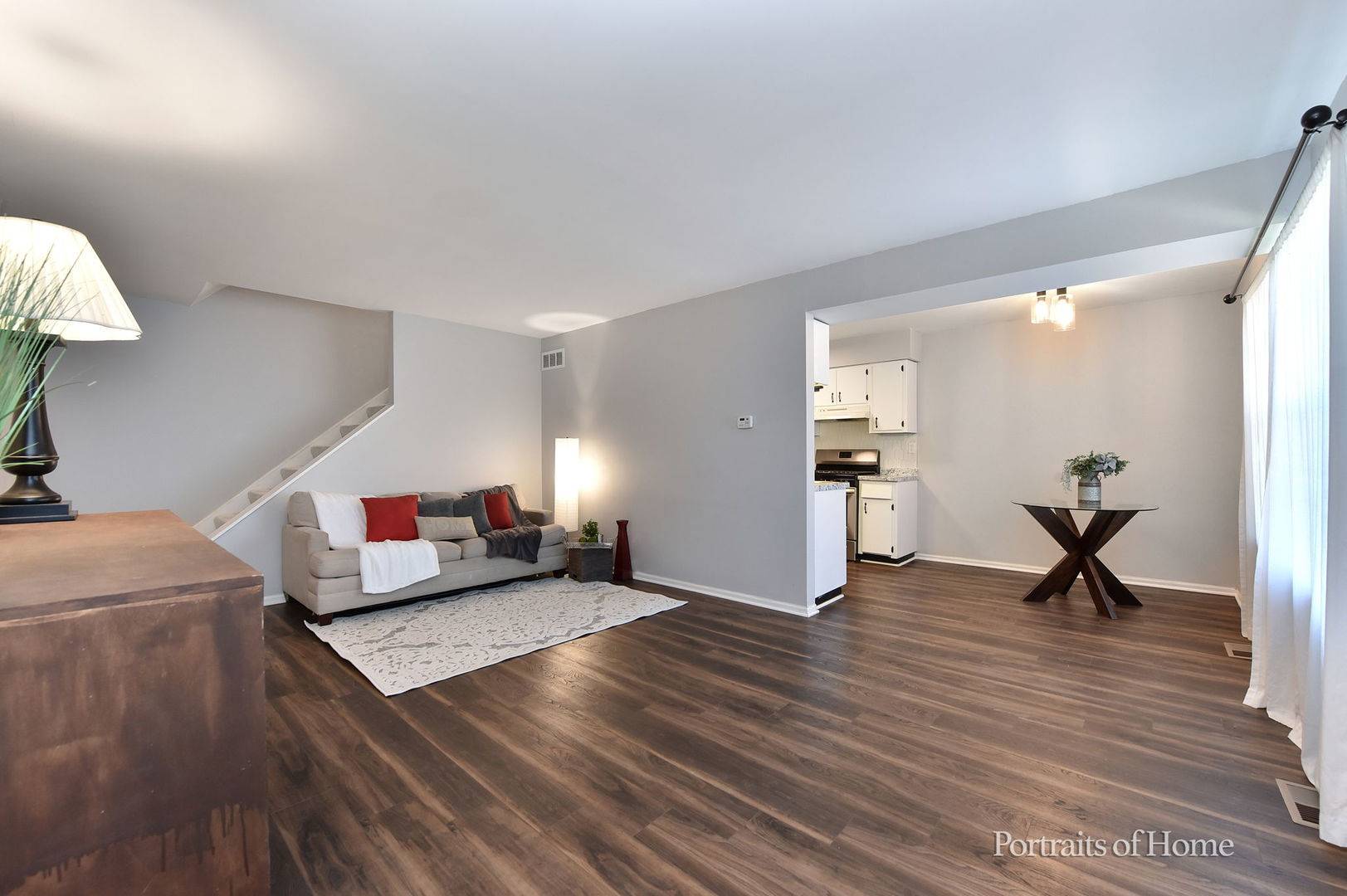 1618 Timber TRL #11C, Wheaton, IL 60189