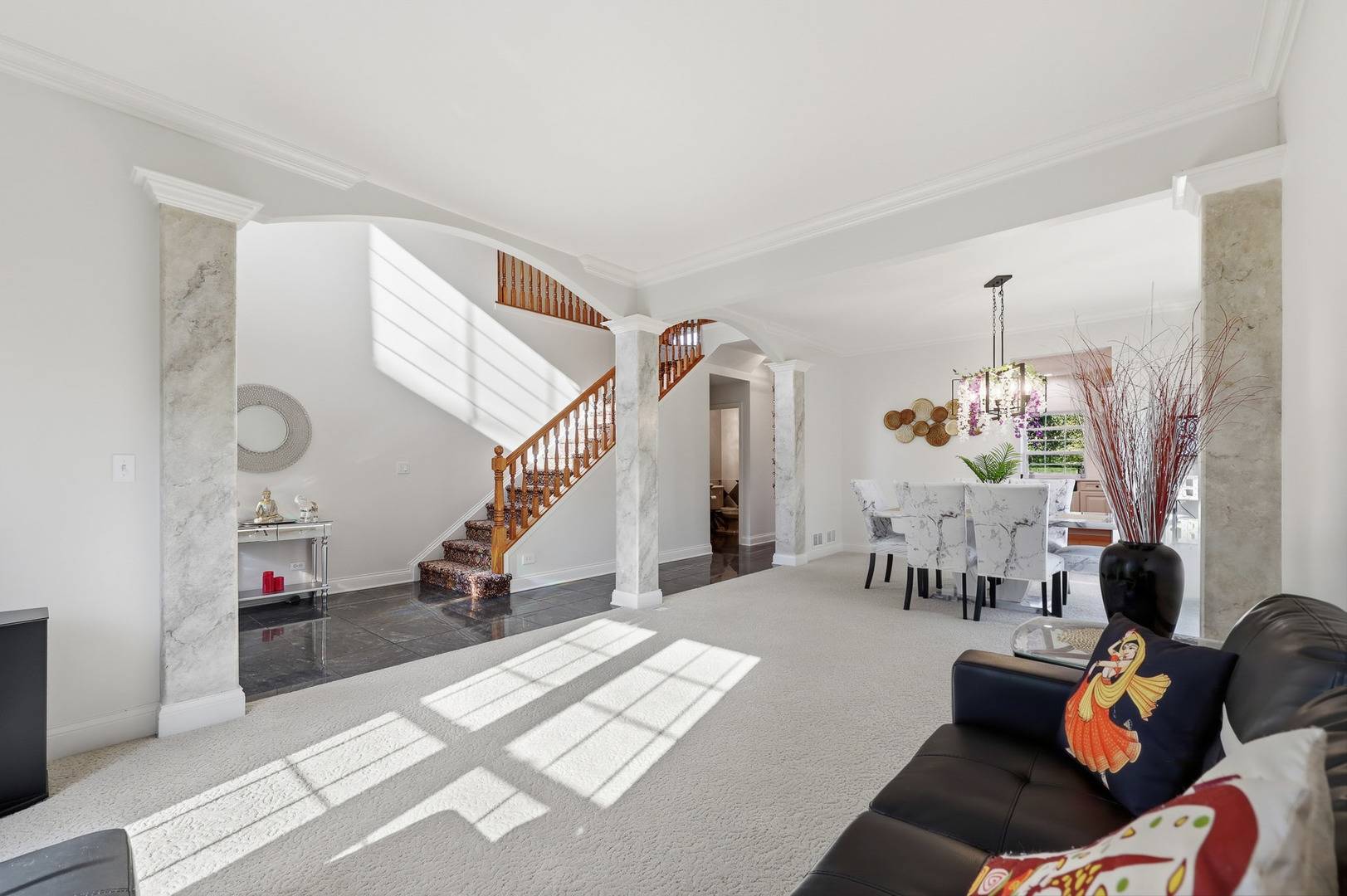 10748 Nantucket LN, Huntley, IL 60142