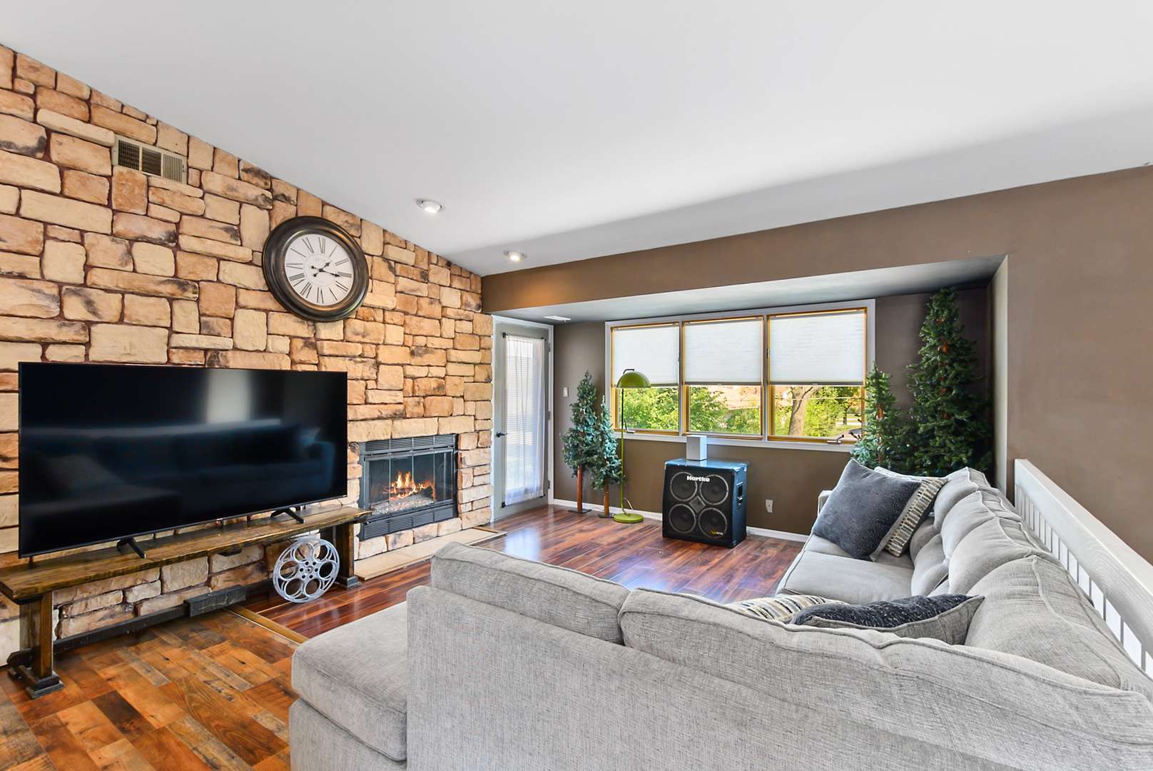 14475 S Ravinia AVE #9, Orland Park, IL 60462