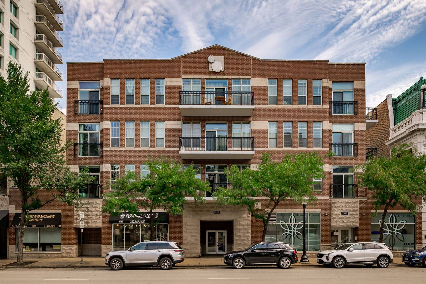 1919 S MICHIGAN AVE #403, Chicago, IL 60616