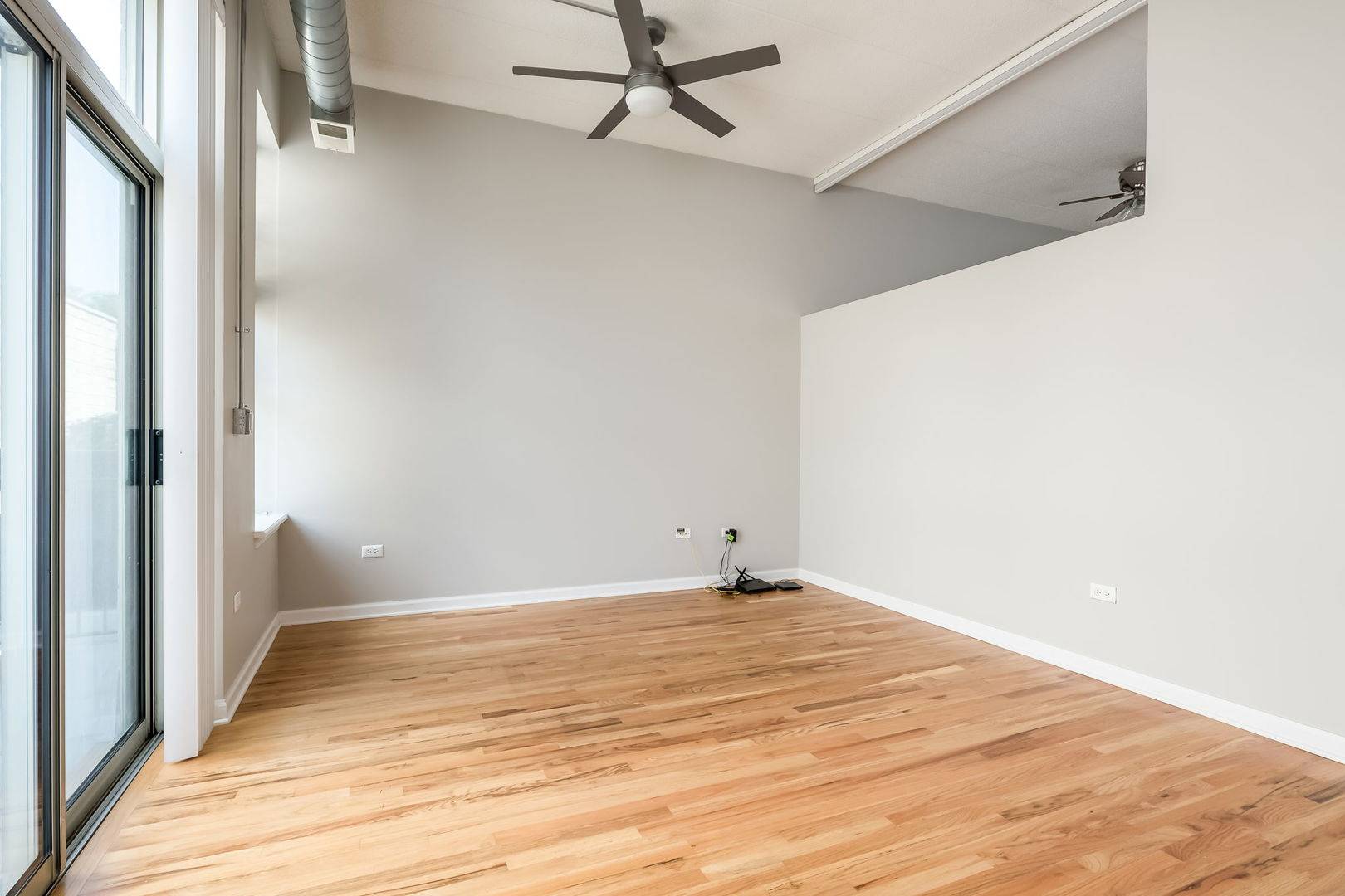 1919 S MICHIGAN AVE #403, Chicago, IL 60616