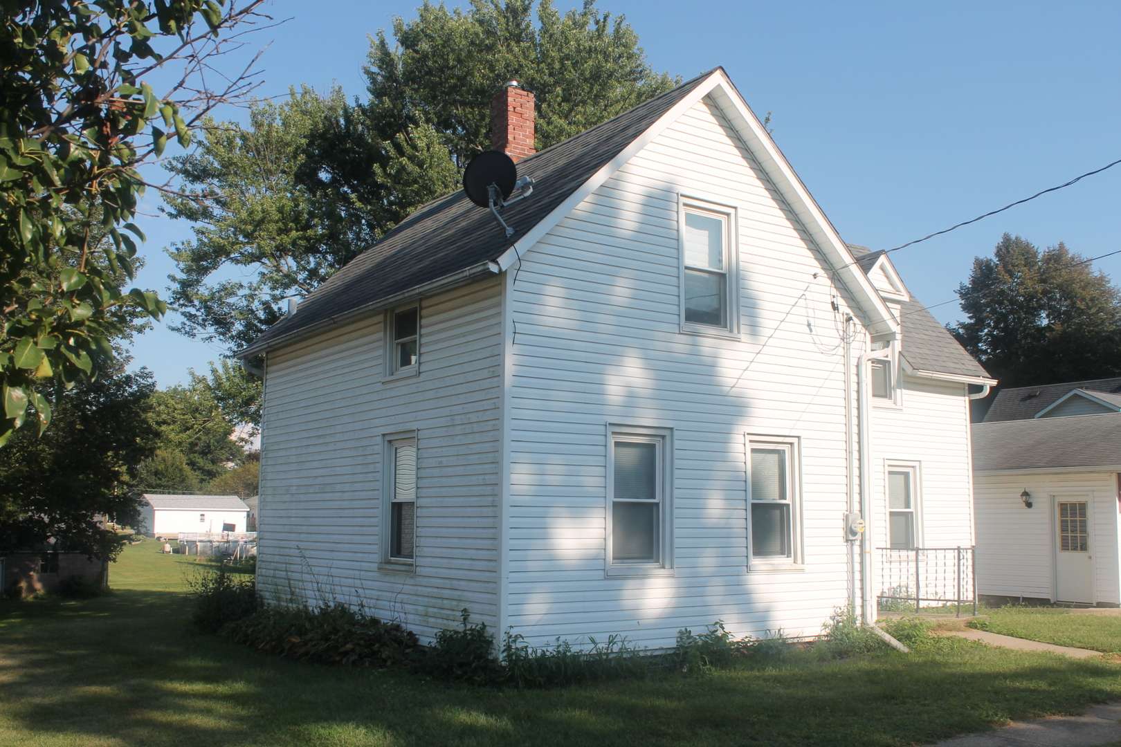 306 N Holmes ST, Cambridge, IL 61238