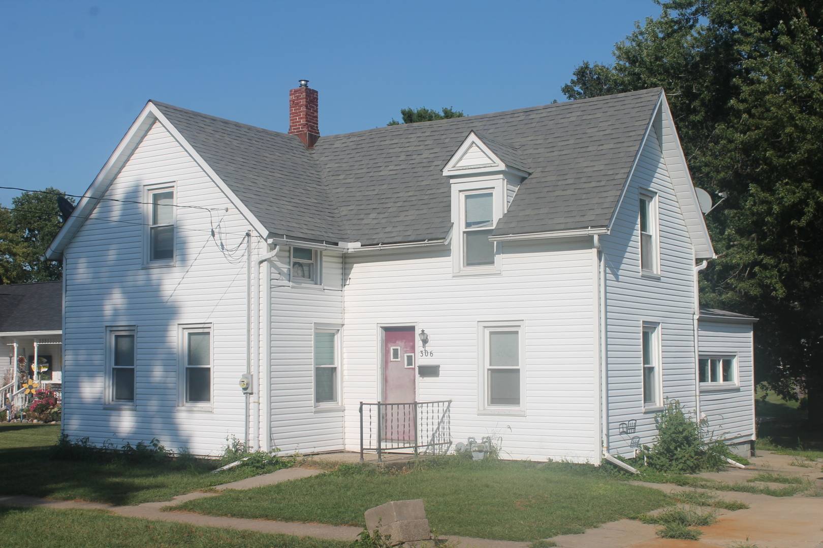 306 N Holmes ST, Cambridge, IL 61238