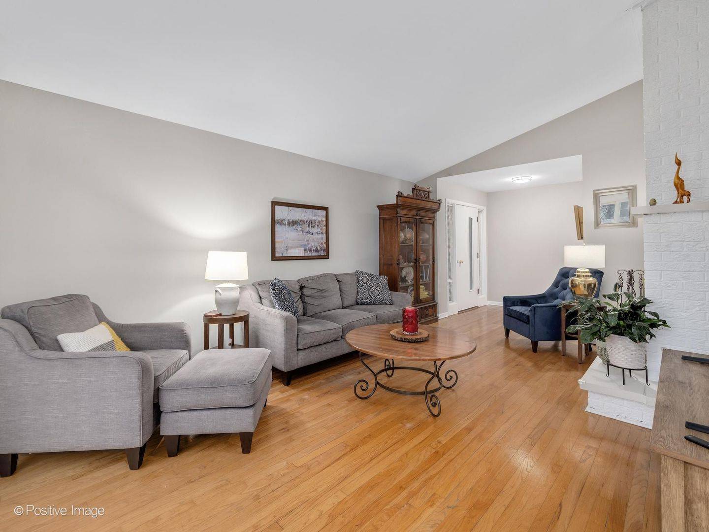 901 S Myrtle AVE, Villa Park, IL 60181