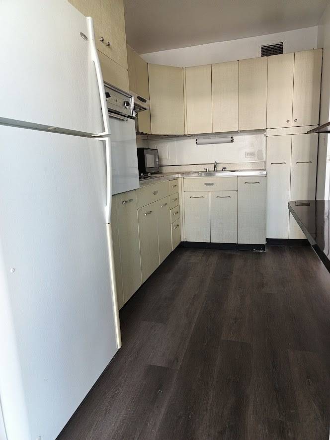 5757 N Sheridan RD #18C, Chicago, IL 60660