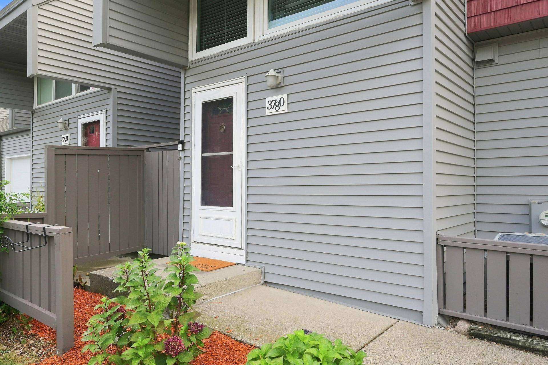 3780 Red Robin LN, Eagan, MN 55122