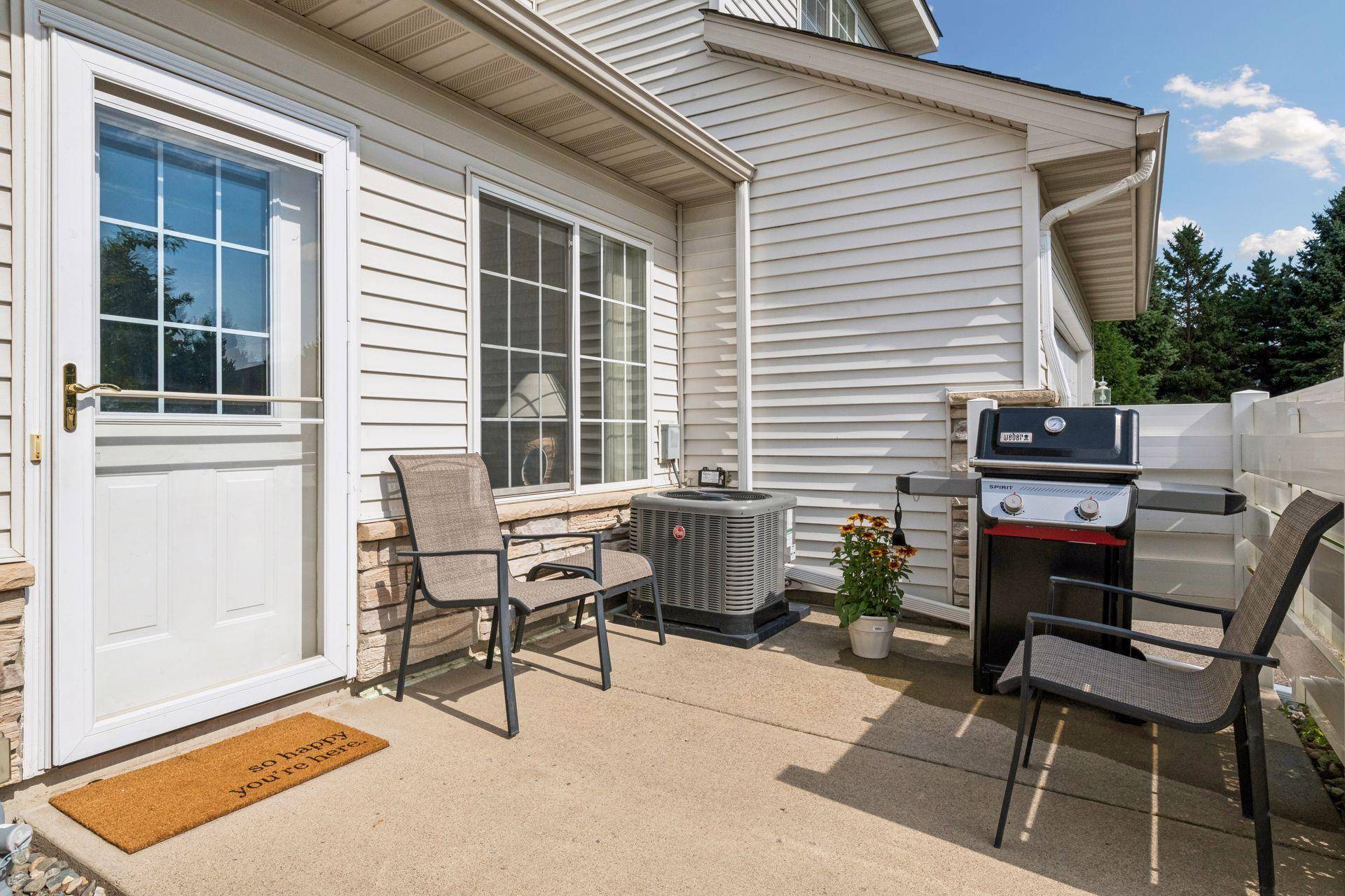 1685 Patriot LN, Waconia, MN 55387