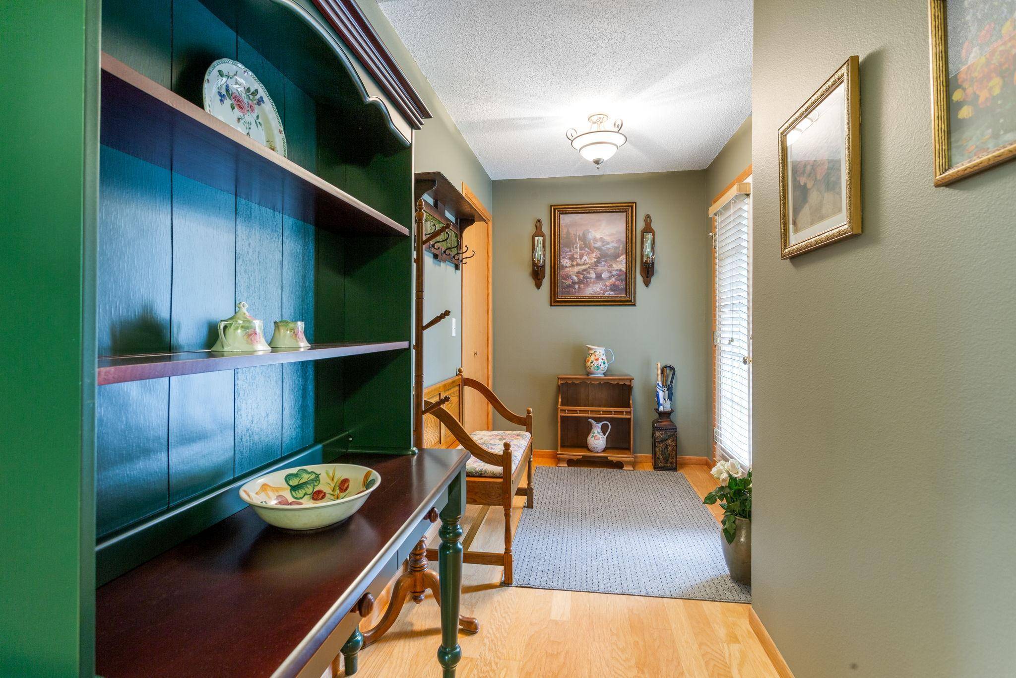2645 Golf View DR, River Falls, WI 54022
