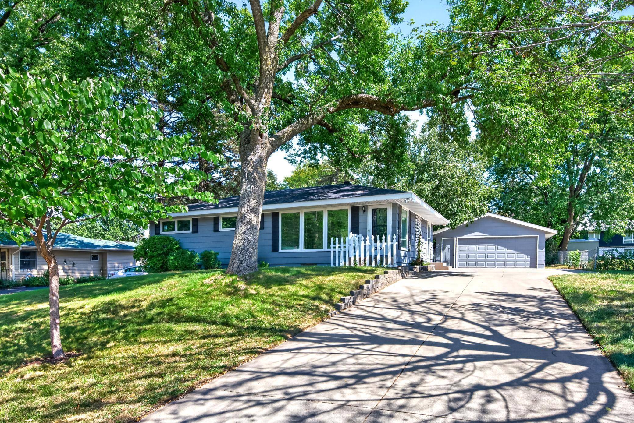 245 17th AVE NW, New Brighton, MN 55112