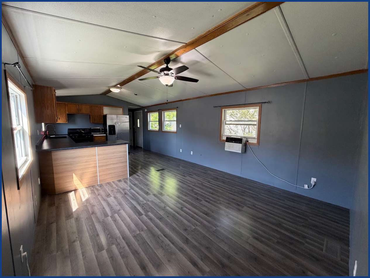 1613 Deerwood DR NE, Ham Lake, MN 55304