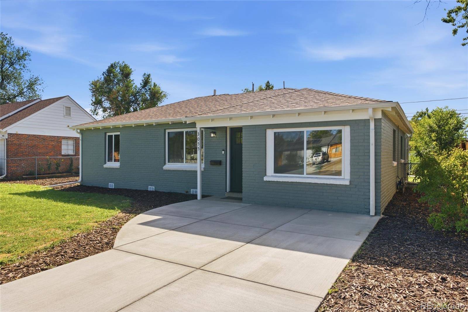 3055 N Holly ST, Denver, CO 80207