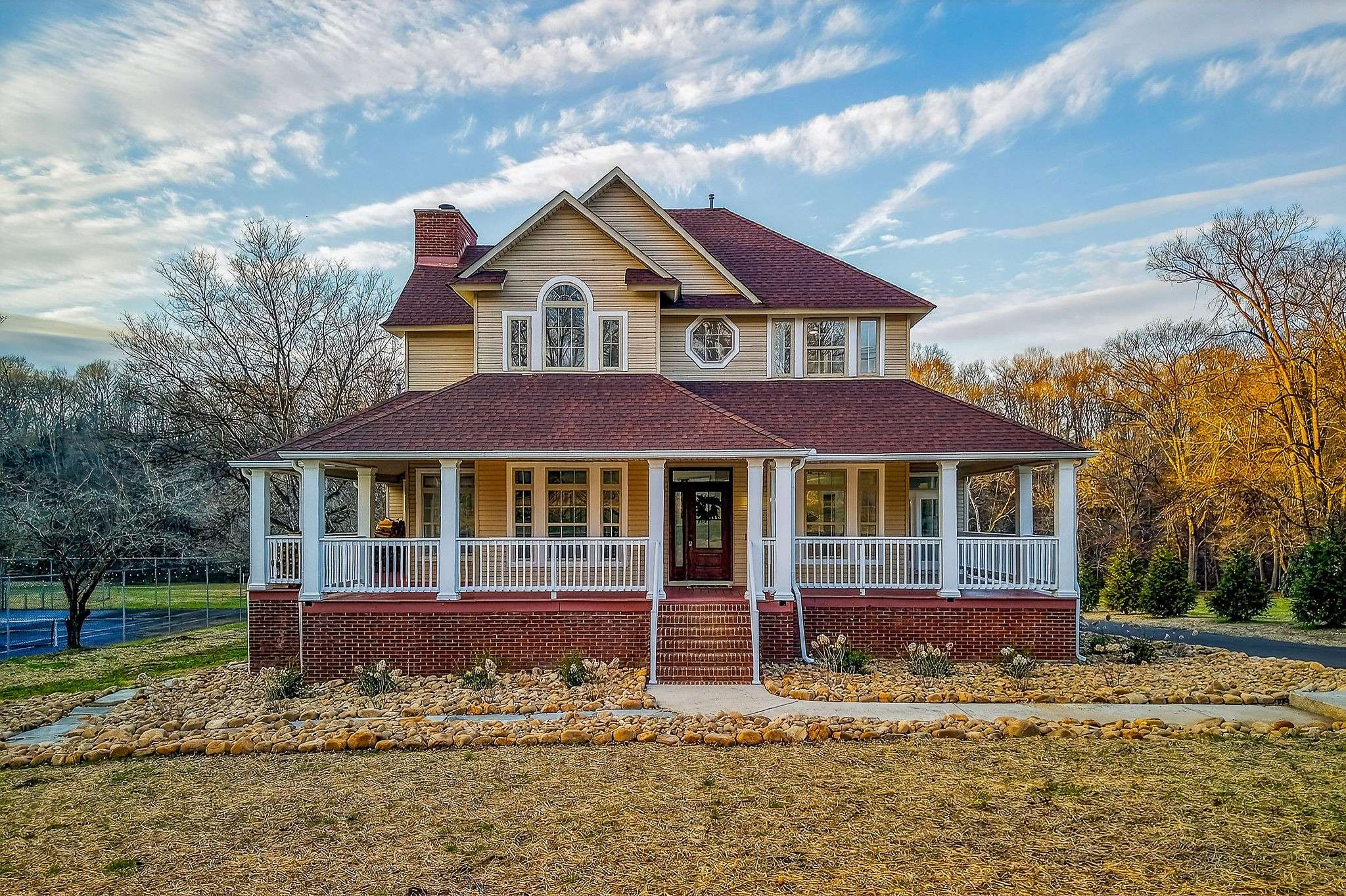 962 Indian Mound Dr, Mcminnville, TN 37110