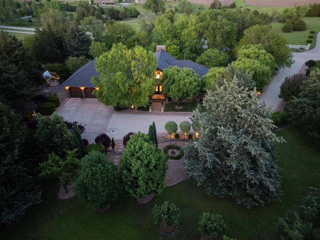 2457 Haven Dr., Abilene, KS 67410