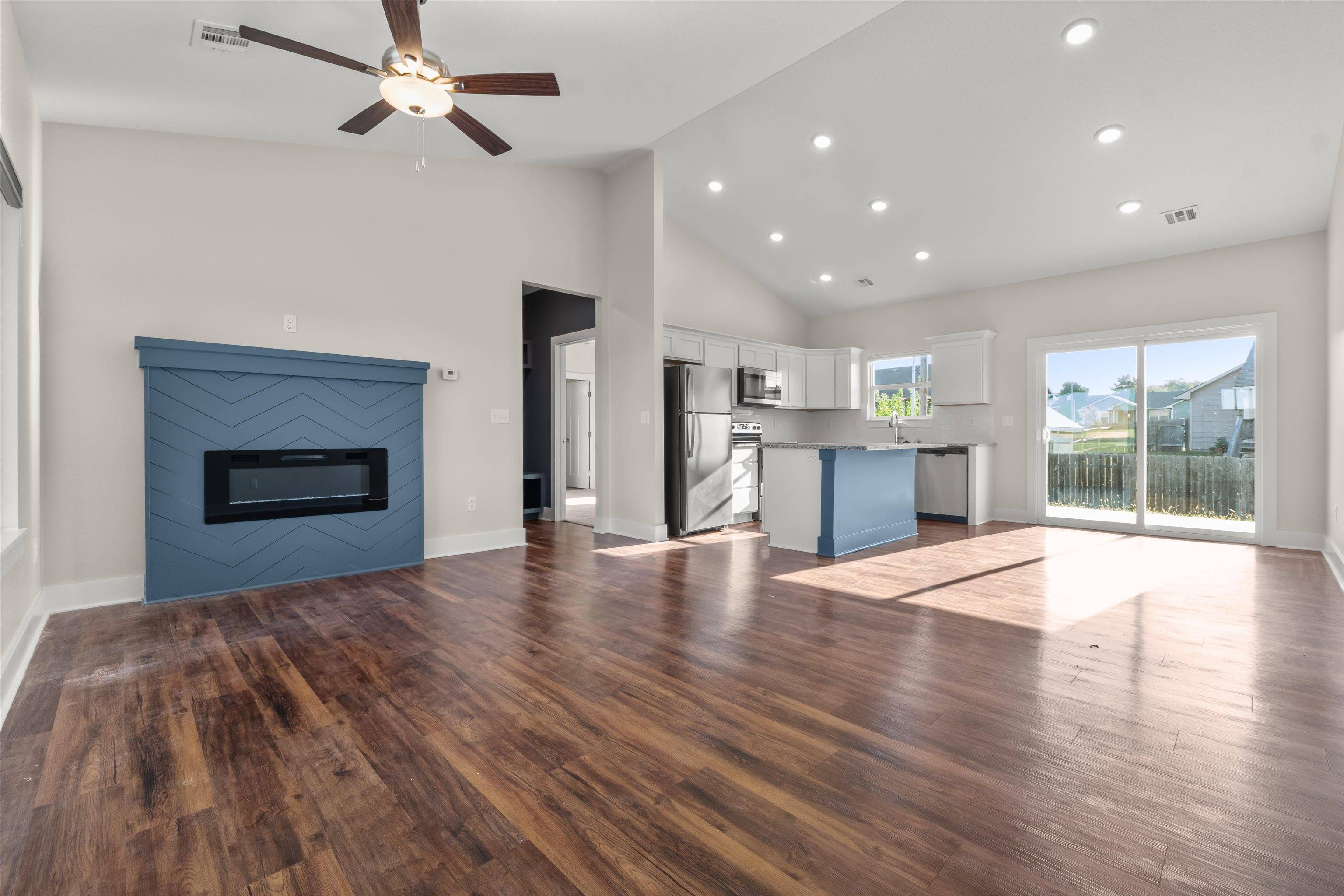 316 N Deer Run Ave, El Dorado, KS 67042