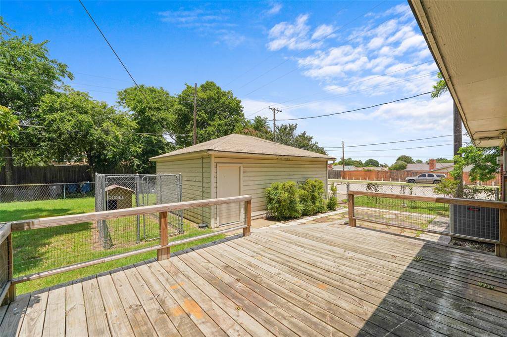 2829 Tolosa Drive, Dallas, TX 75228