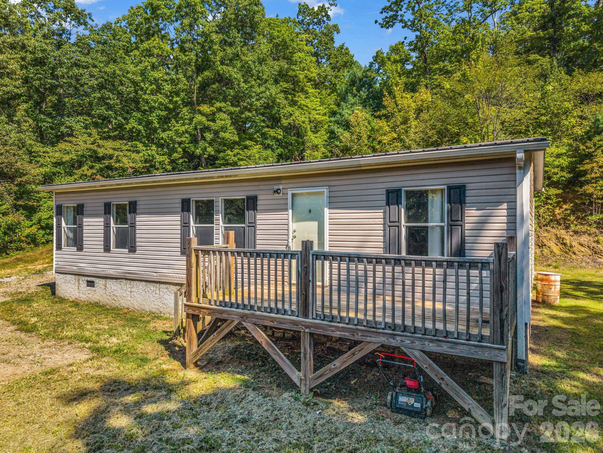557 Sutton Mountain RDG, Pisgah Forest, NC 28768