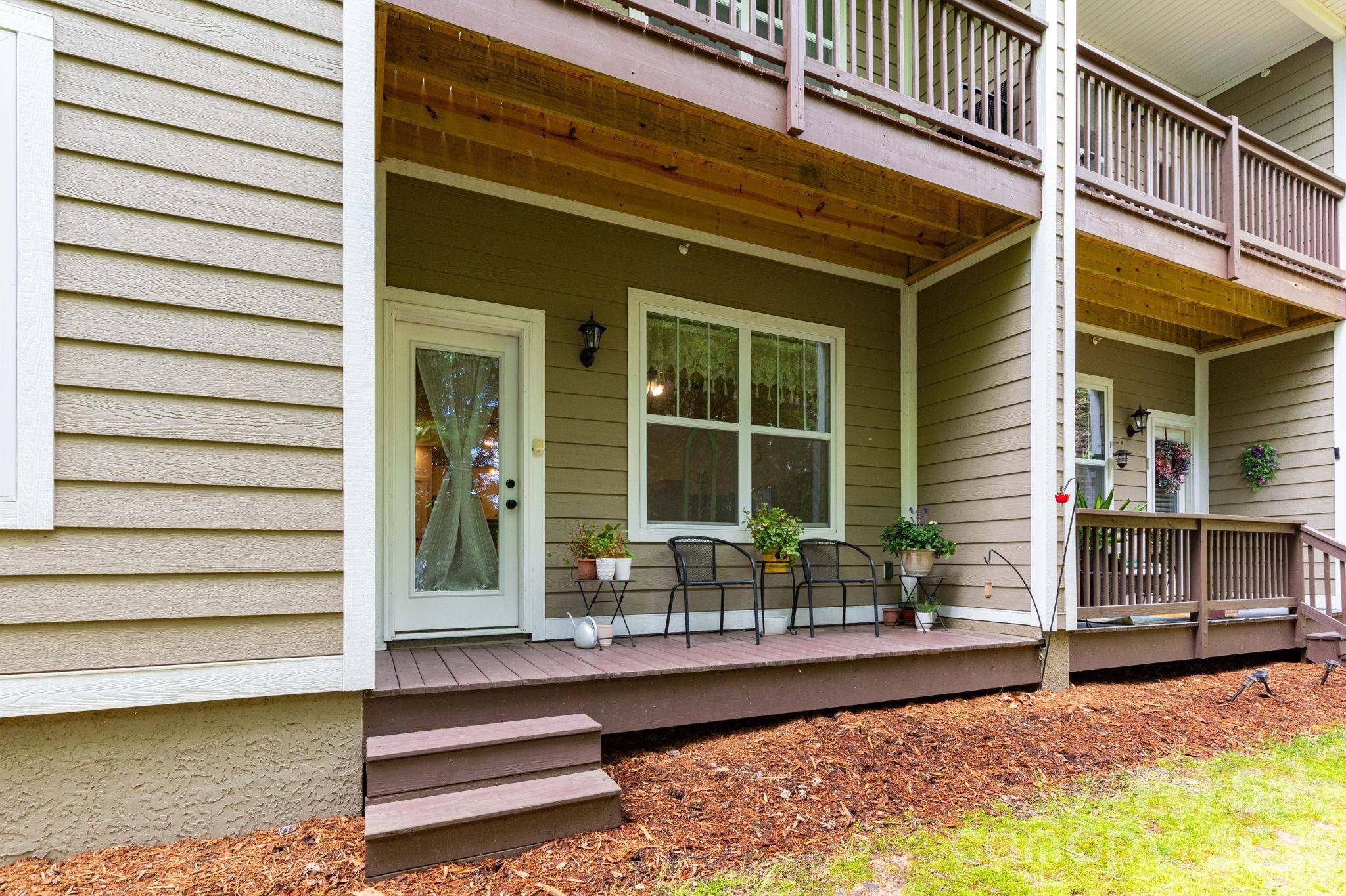 138 Foxden DR #102, Fletcher, NC 28732