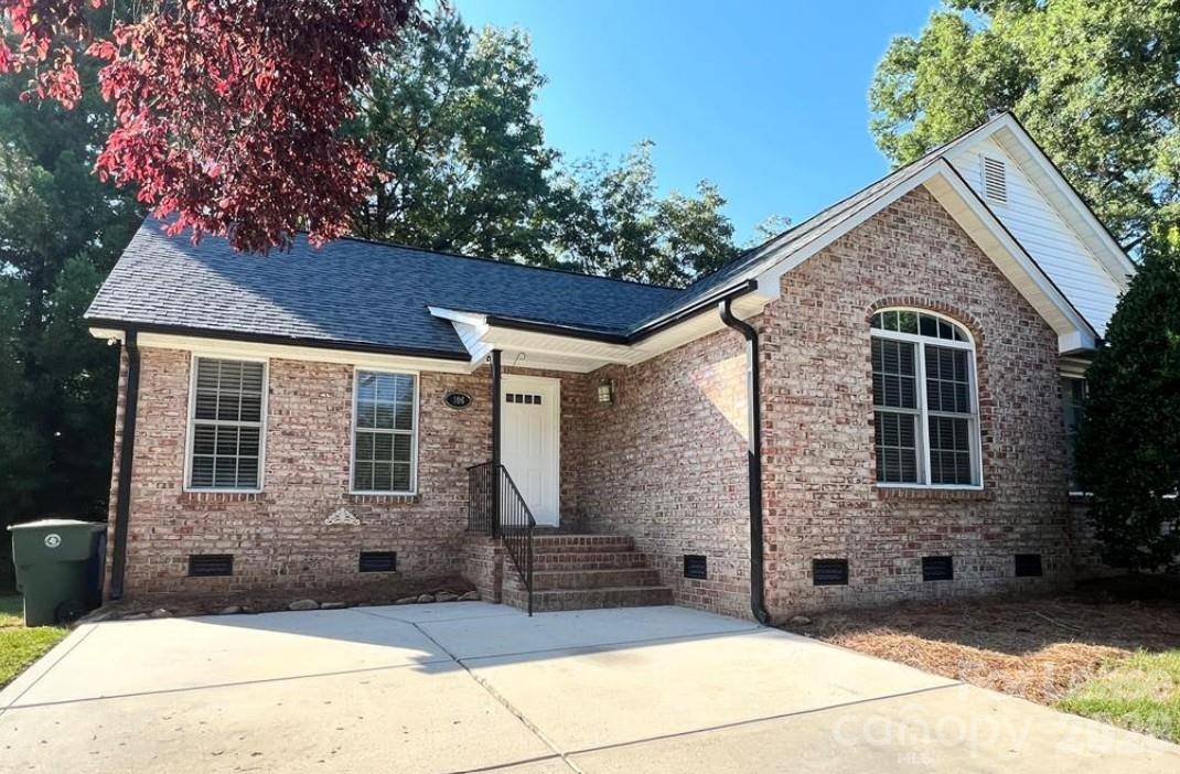 106 Aljen CT, Mooresville, NC 28115