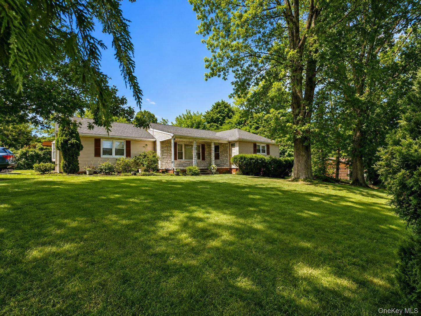 19 Stewart PL, Spring Valley, NY 10977